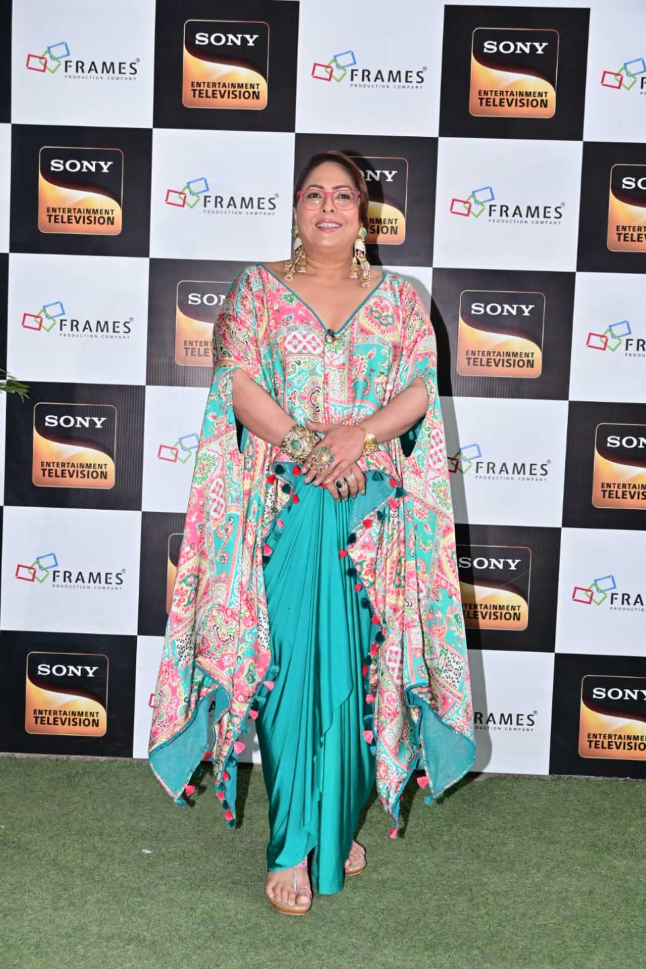 Choreographer Geeta Kapur was papped on the sets of India's Best Dancer. Choreographer Geeta Kapur was papped on the sets of India's Best Dancer.